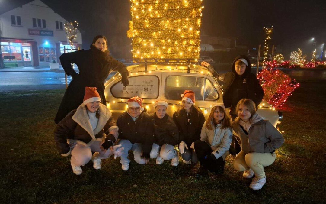 Učenička zadruga Pčelica sudjelovala na Adventu u Farkaševcu