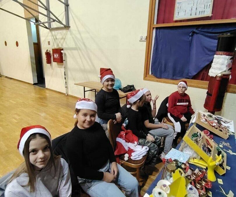 Školska priredba uz podršku zadrugara